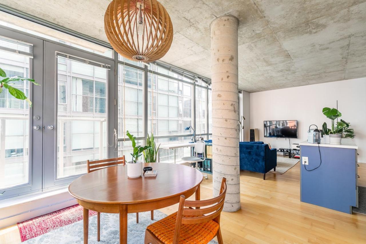 Spacious Corner Apartment Downtown 多伦多 外观 照片