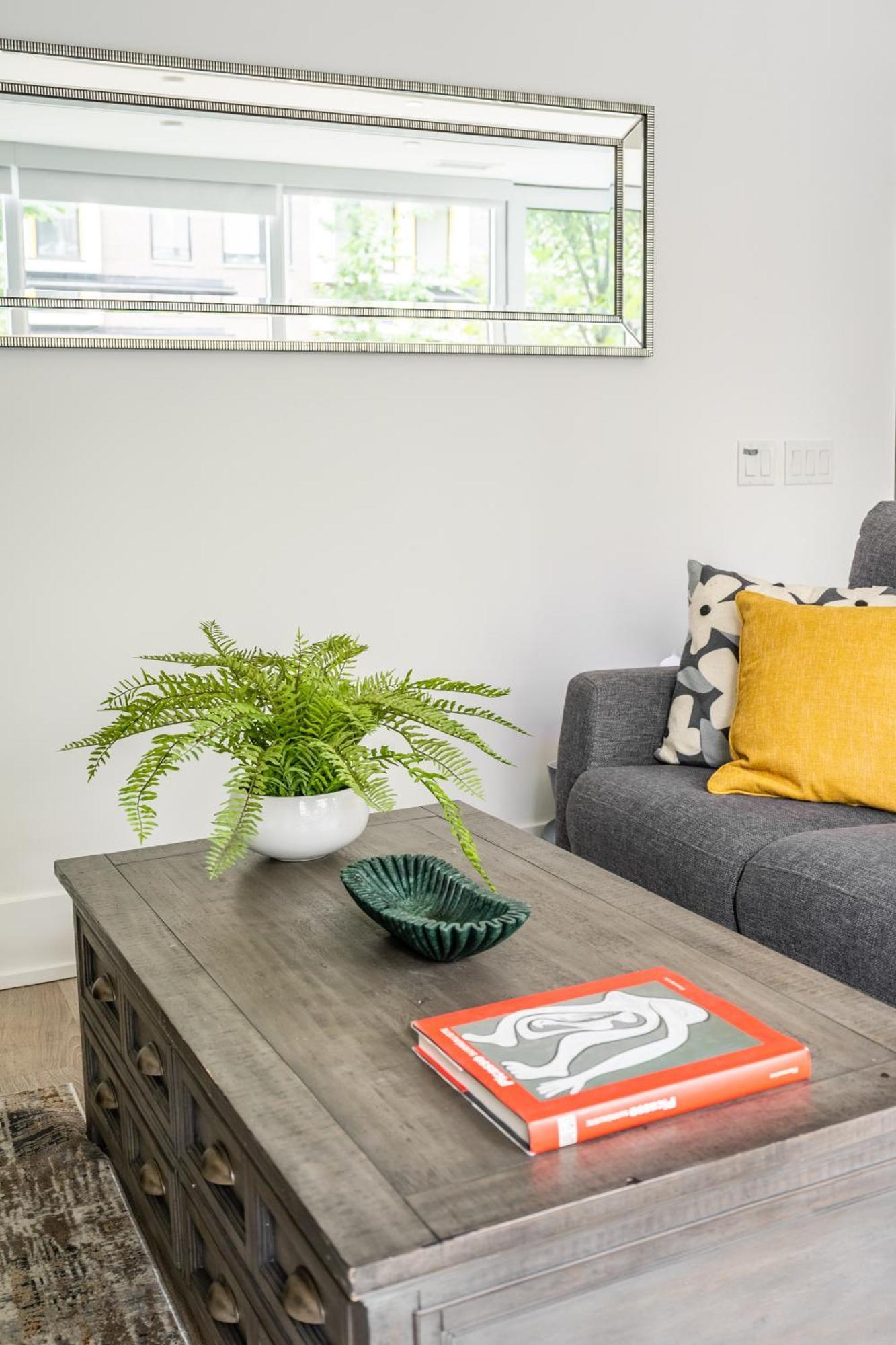 Spacious Corner Apartment Downtown 多伦多 外观 照片
