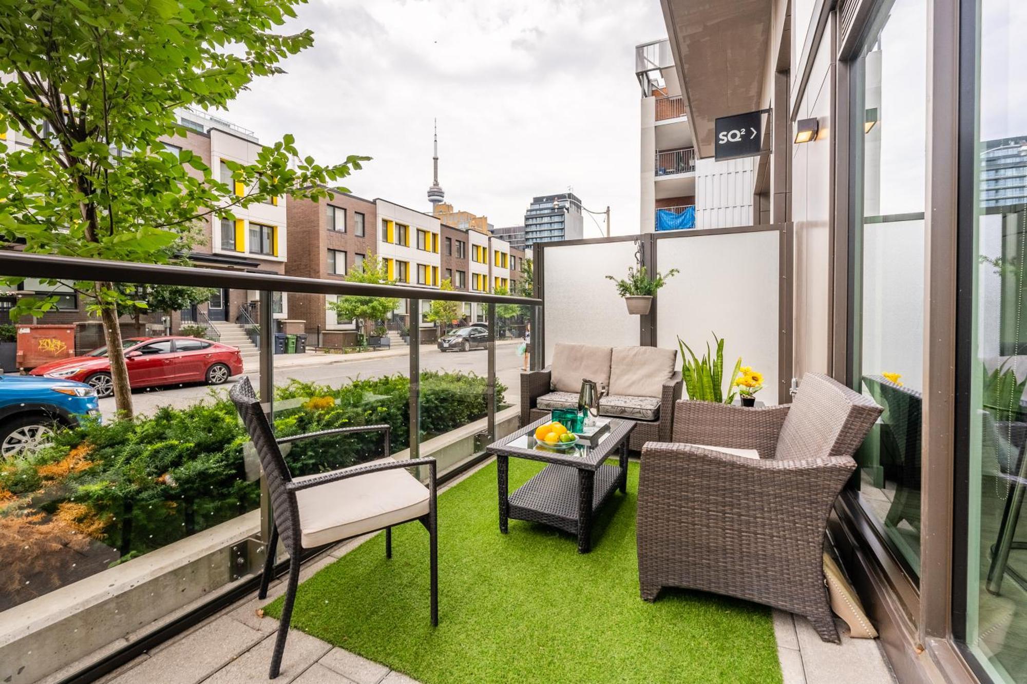 Spacious Corner Apartment Downtown 多伦多 外观 照片